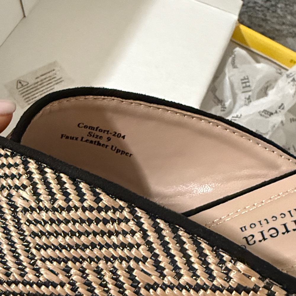 Henry Ferrera Black and Tan Wedge Sandals new with tags size 9 - Picture 7 of 10